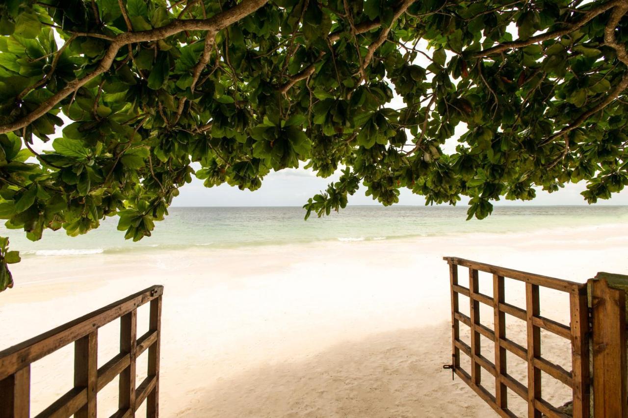 Uroa Beach Lodge Exterior foto