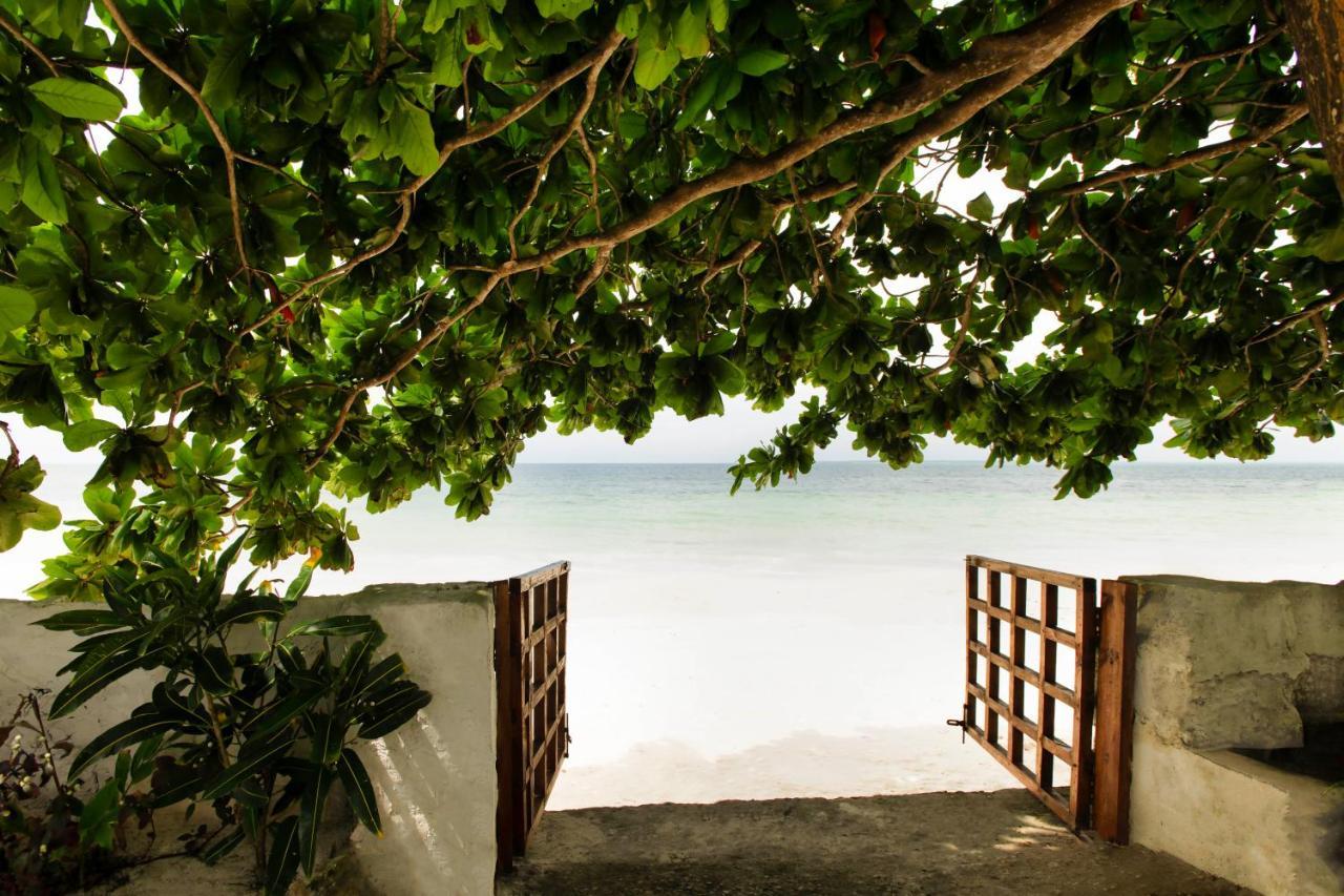 Uroa Beach Lodge Exterior foto